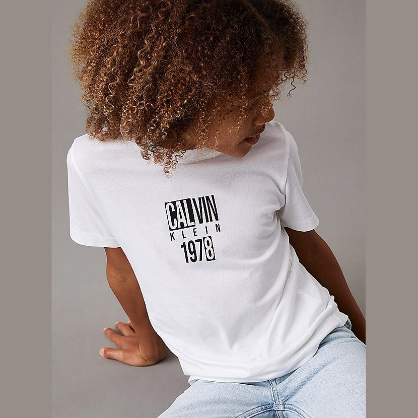 T-shirt CALVIN KLEIN con logo binaco e nero 4 anni - 16 anni