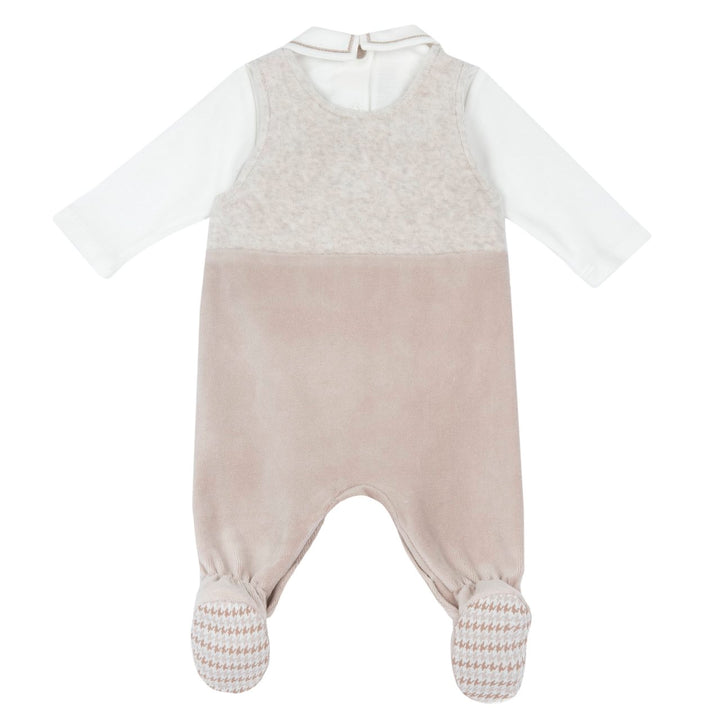 Chicco recém -nascido Chicco em Dungarees de ursinho de pelúcia e corpo de pelúcia