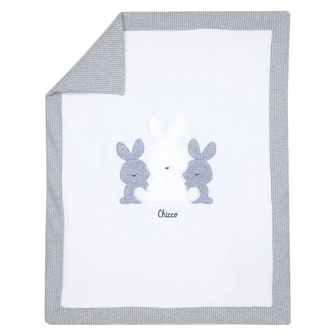 Chicco recém -nascido chicco no tema do tem tema coelho