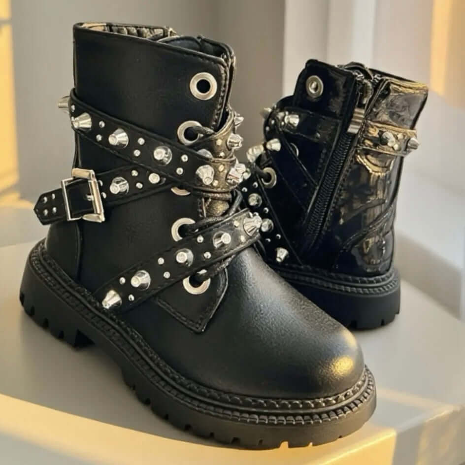 Anfibi by sofia neri con applicazioni dal 25 al 30