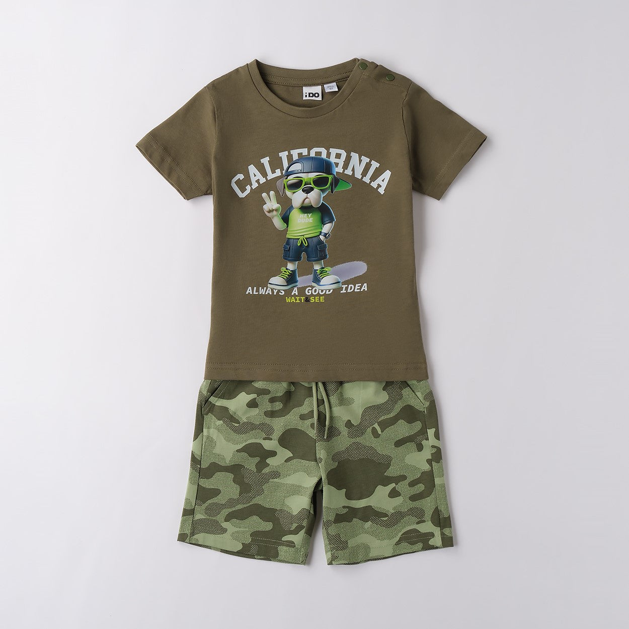 Completo que hago bulldog y fantasía militar 12 meses - 8 años