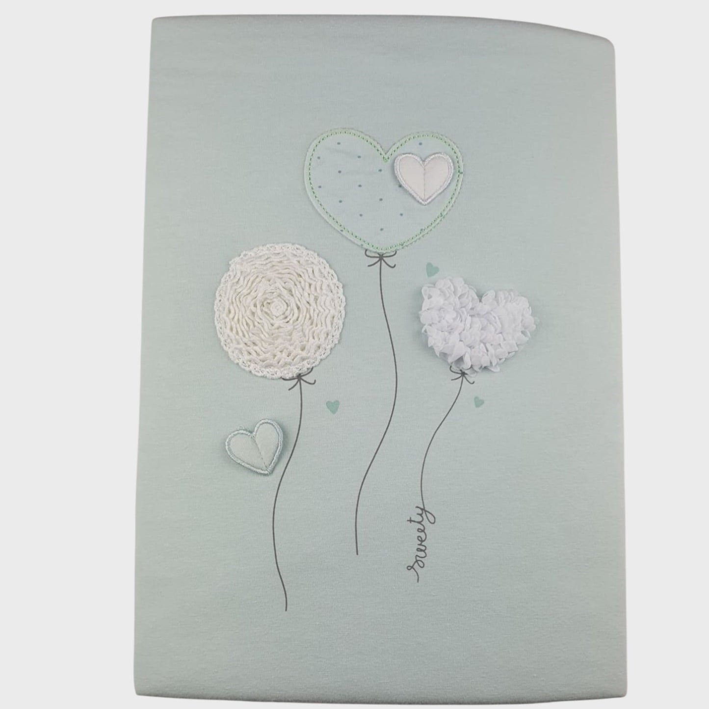 Cubierta que hago verde con corazones