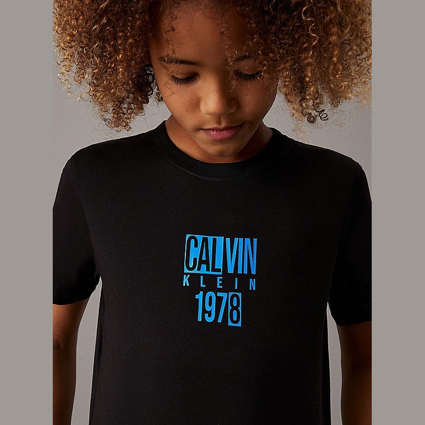 T-shirt CALVIN KLEIN con logo nero e bluette 4 anni - 16 anni