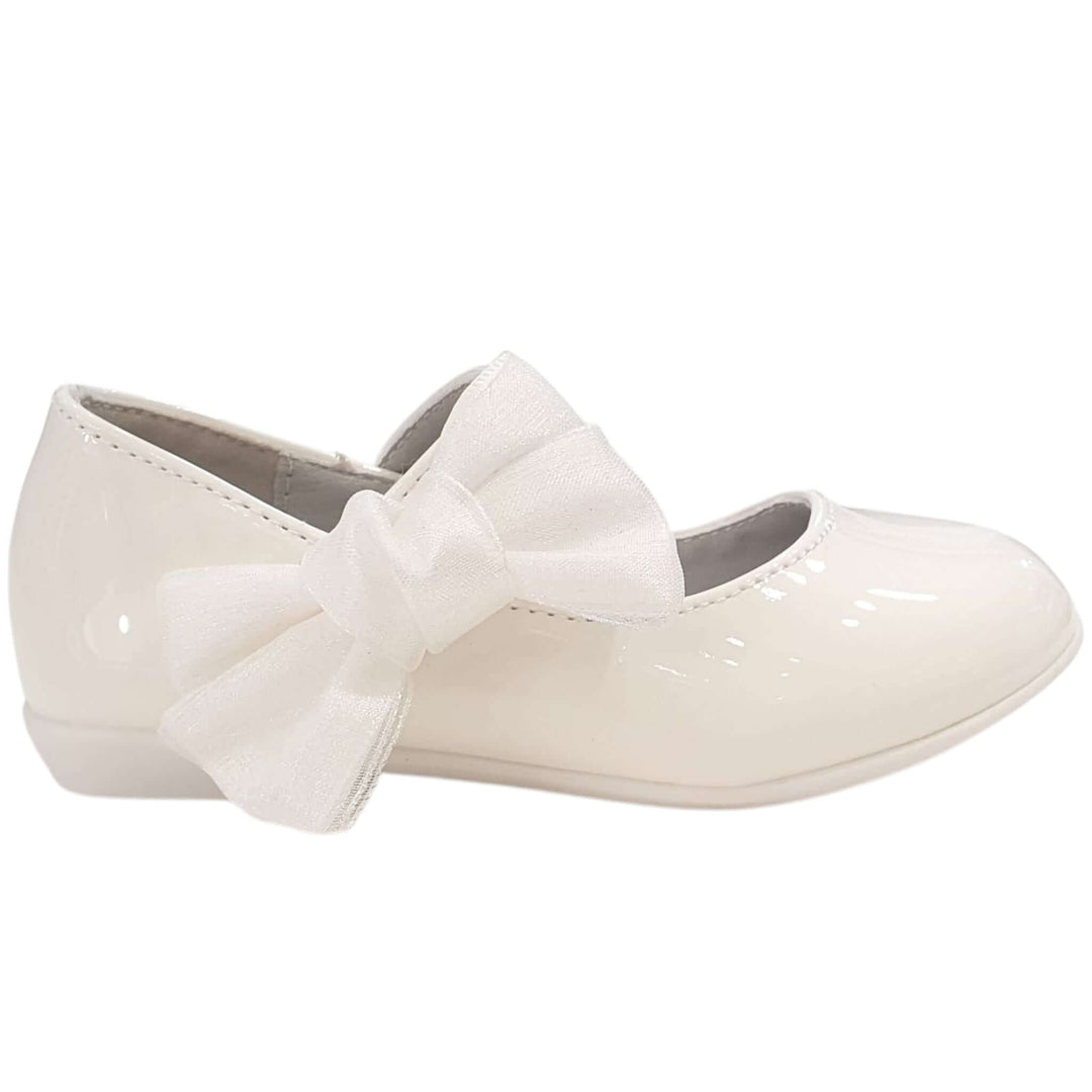 Ballerina in vernice bianca con fiocco dal 20 al 30