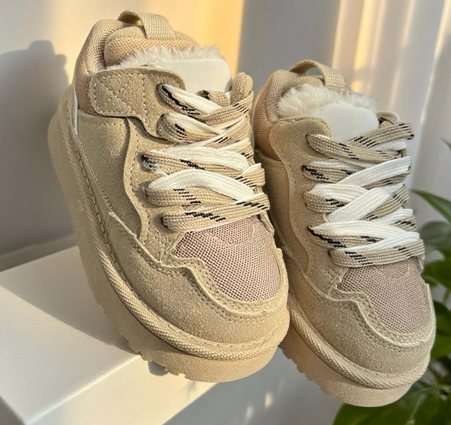 Scarpe KS by Sofia con laccio ed ecopelliccia beige 25 - 36