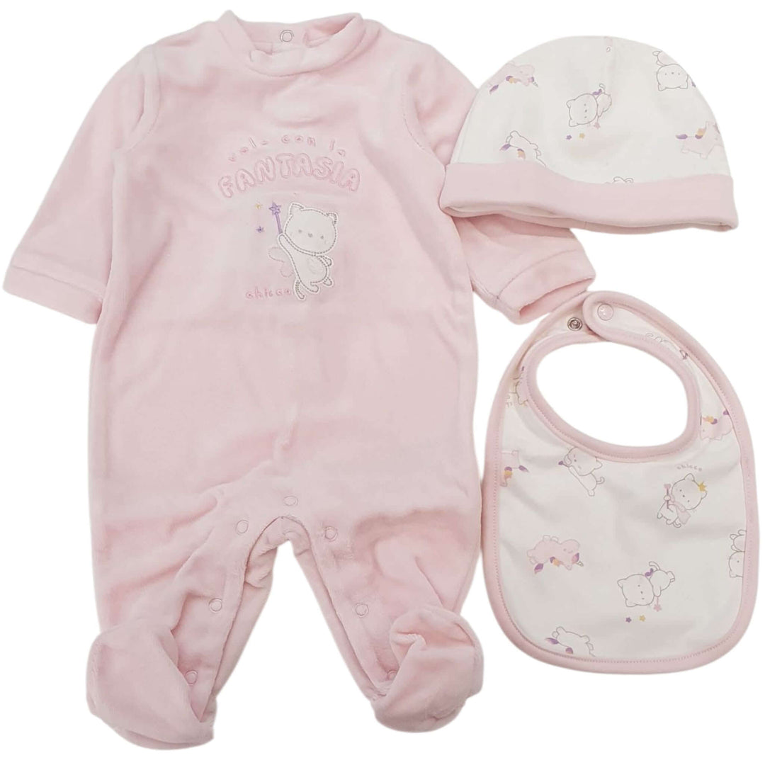 Complete CHICCO onesie, hat and pink female bib in gift box