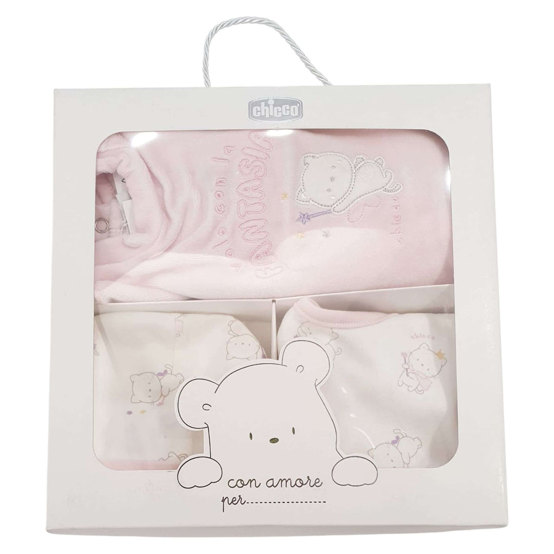 Complete CHICCO onesie, hat and pink female bib in gift box