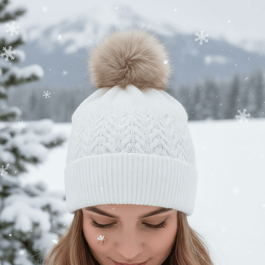 Cappello MAYORAL bianco pompon naturale