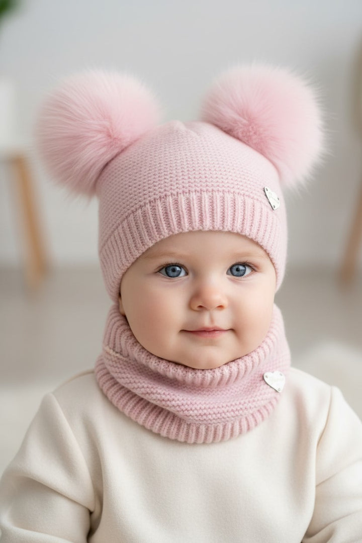 Pink GUESS hat and neck warmer with pom poms from 0/6 months to 12/24 months
