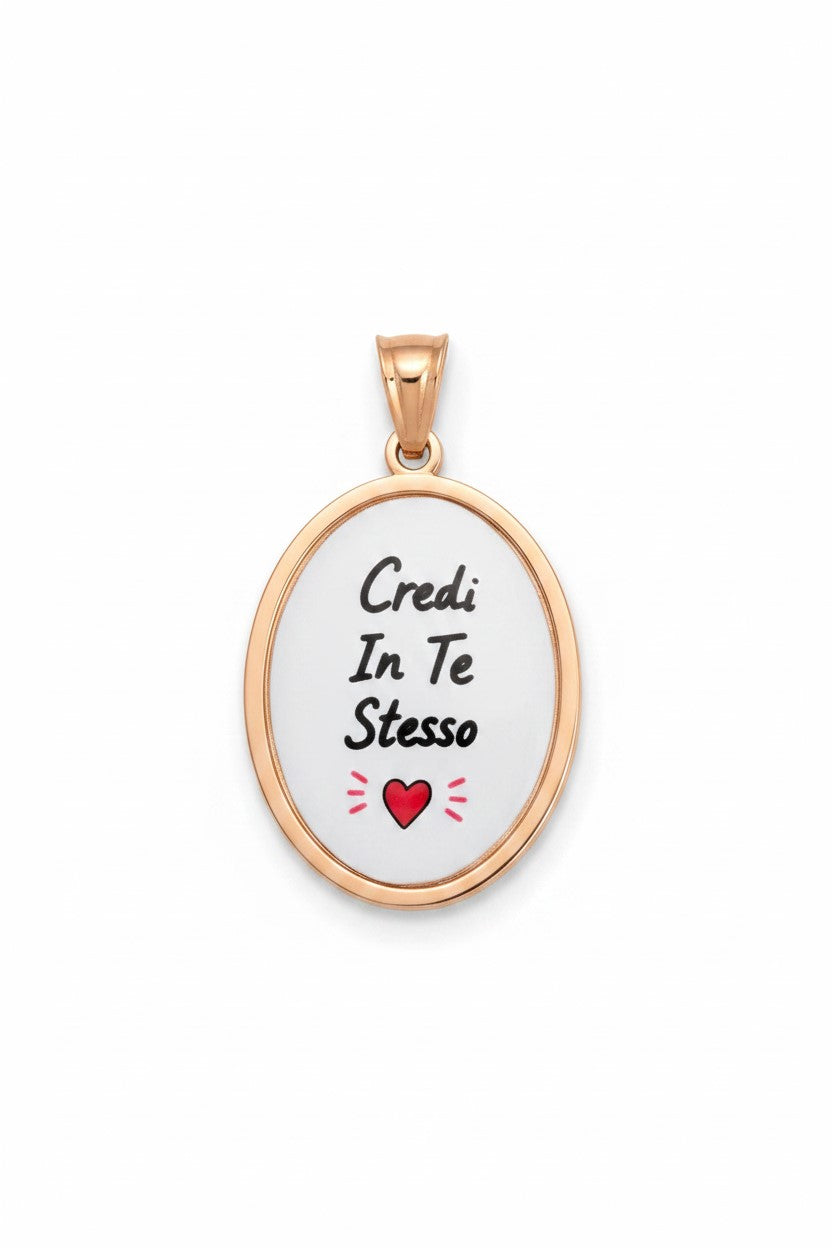 Ciondolo a forma ovale con frase - Credi In Te Stesso - in acciaio inossidabile waterproof