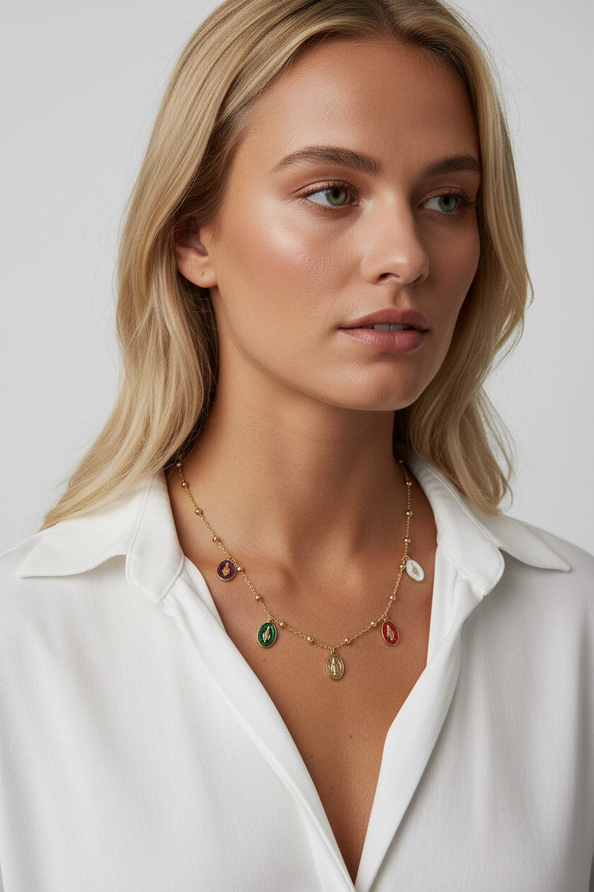 Gold-colored Sacred necklace in waterproof stainless steel