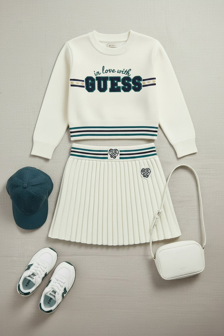 Completo Guess in maglia composto da Maglioncino e Gonna dalla taglia 2 anni alla 8 anni