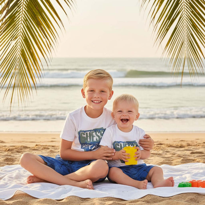 Completo GUESS t-shirt e bermuda bluette 3 mesi - 8 anni