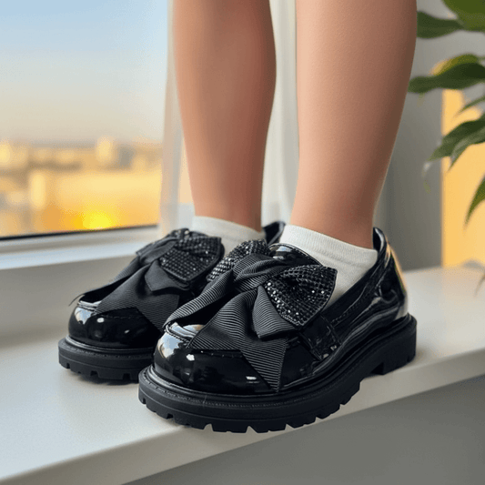 Mocassini neri bambina con fiocco