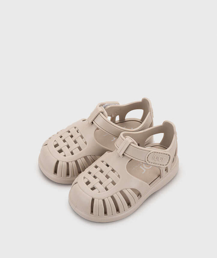 Sandalias de playa Igor para niño y niña modelo tobby beige