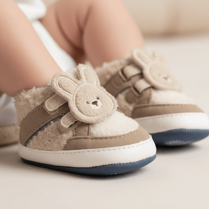 Scarpe MAYORAL coniglietto teddy ai piedi