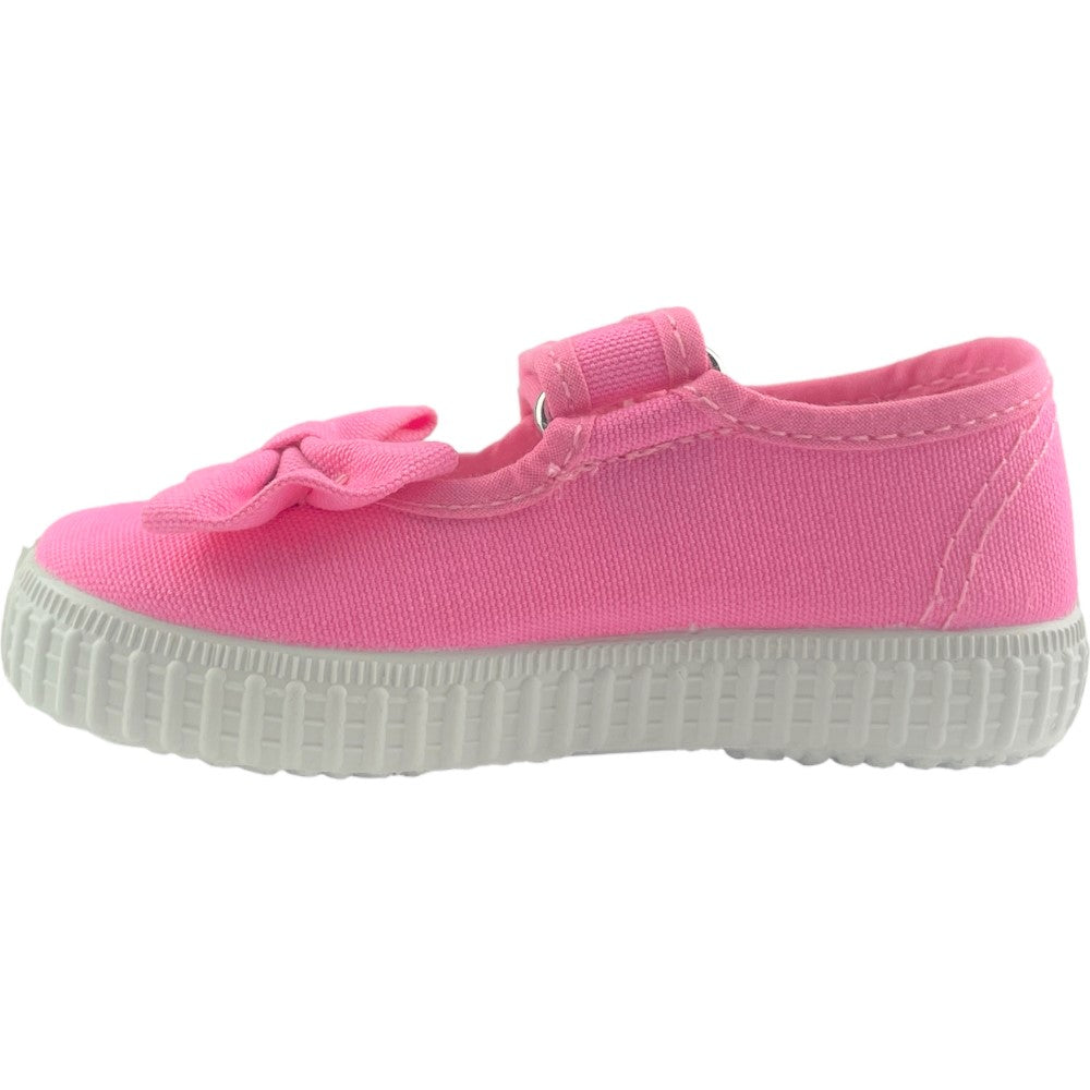 Cienta dancers with Fuxia bow 20 - 36