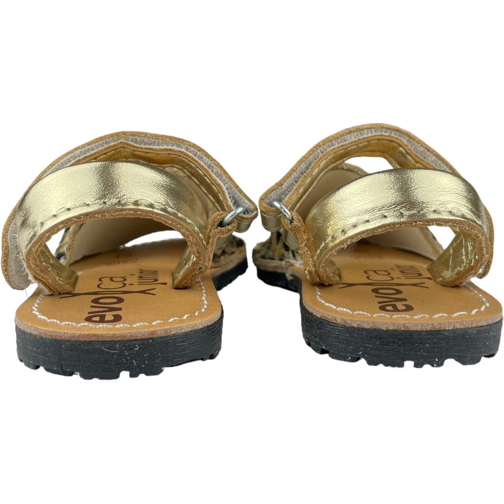 Sandal de Minochin evoca