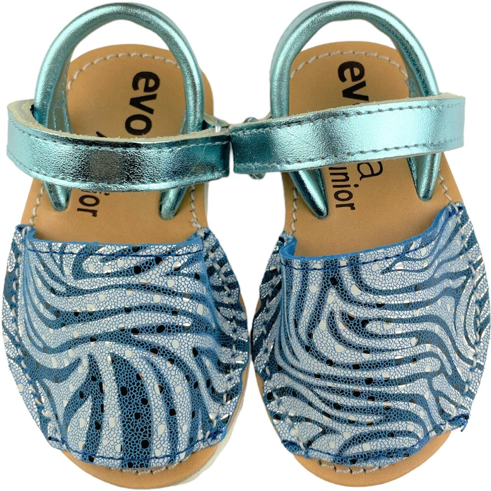 Sandal de Minochin evoca