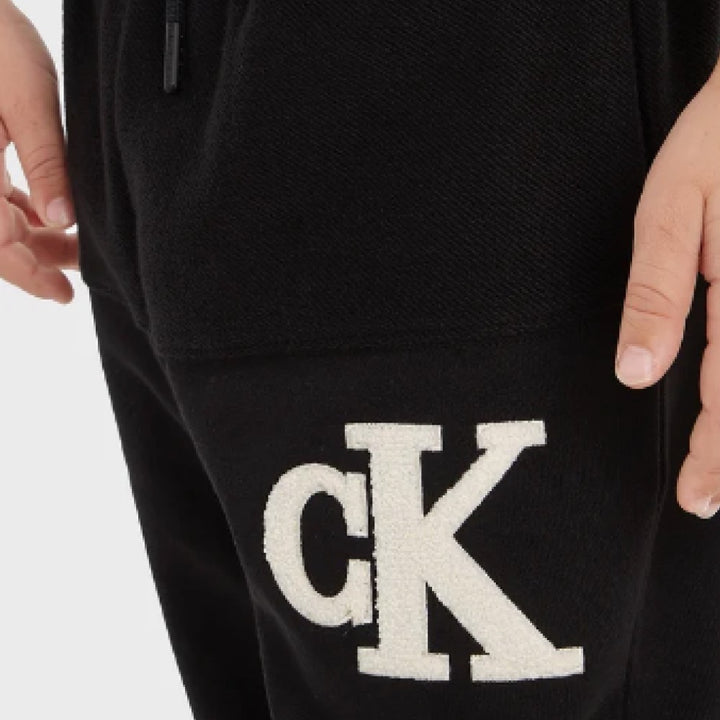 Pantalón CALVIN KLEIN de 4 años a 16 años.